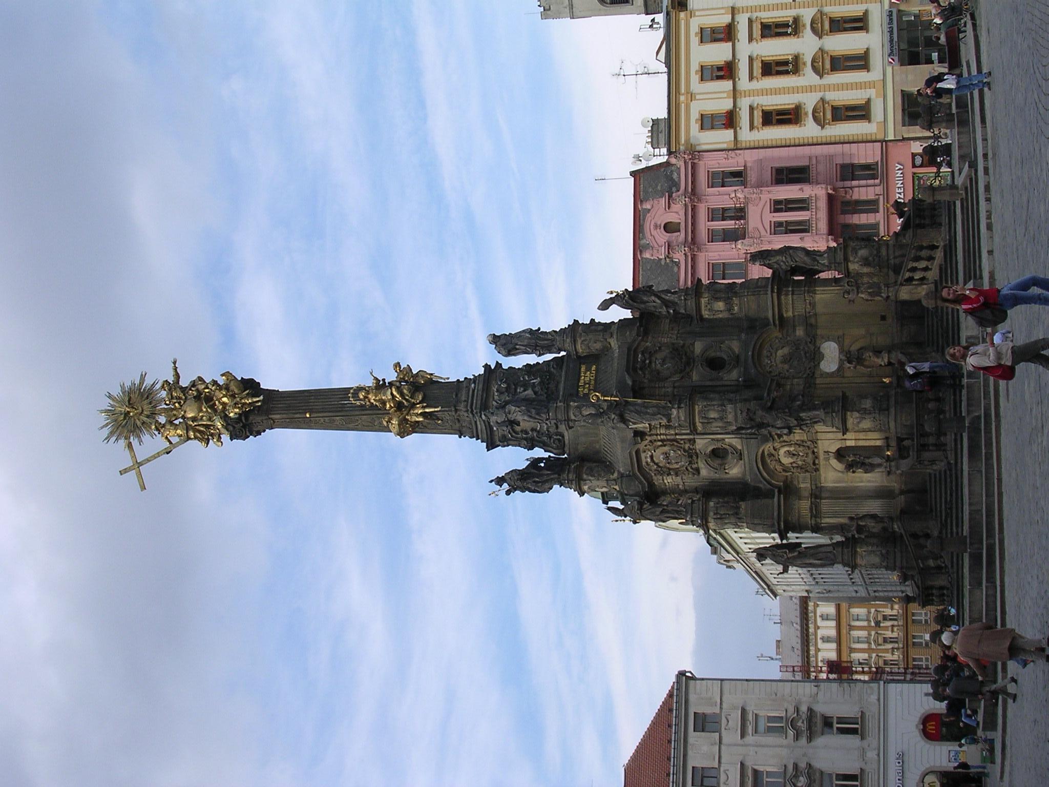 Olomouc - sloup nejsvetejsi trojice, 2048x1536, 299 Kb