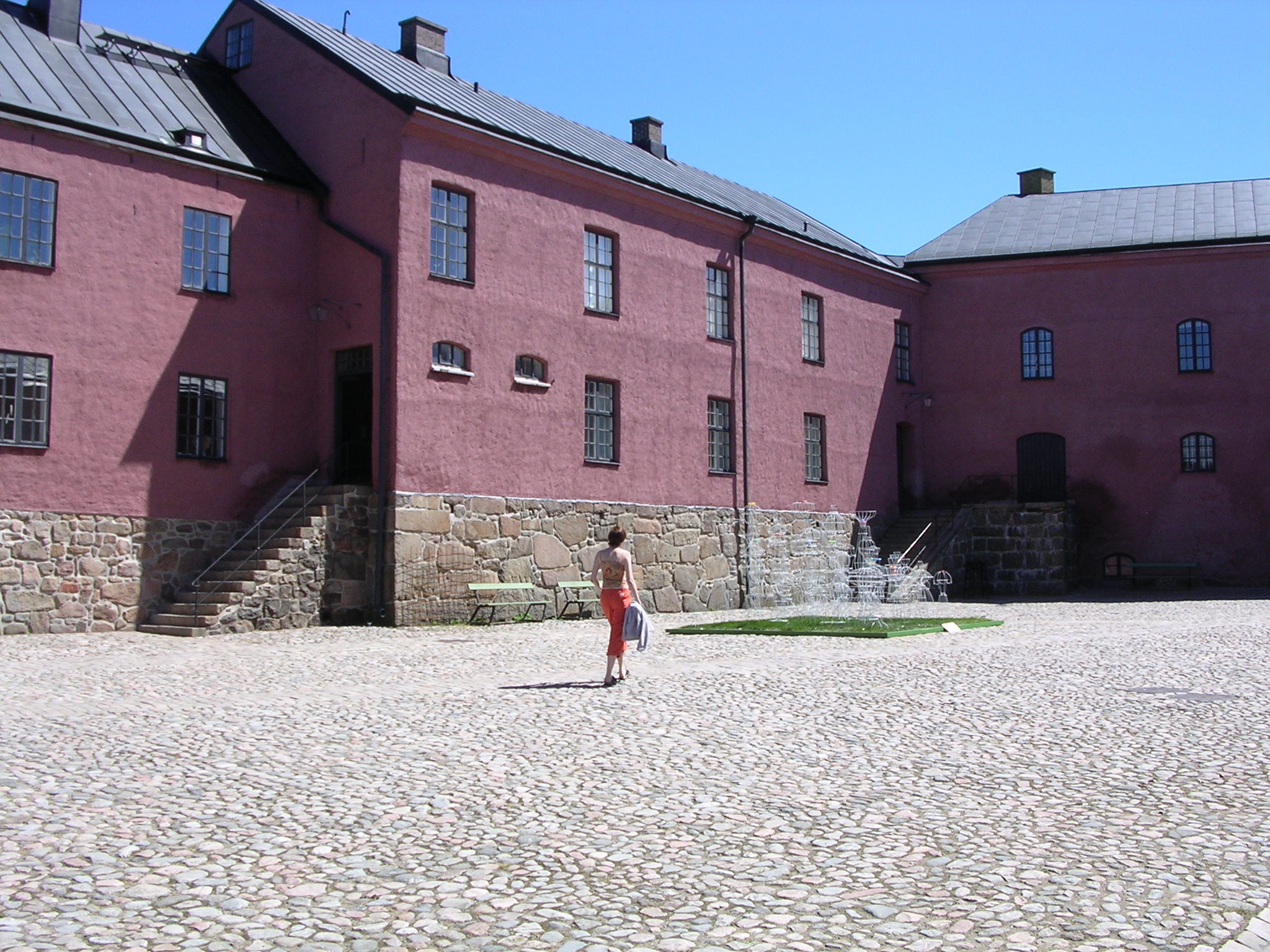 pevnost Varberg - hostel ma pokoje v byvalem vezeni, 2048x1536, 655 Kb