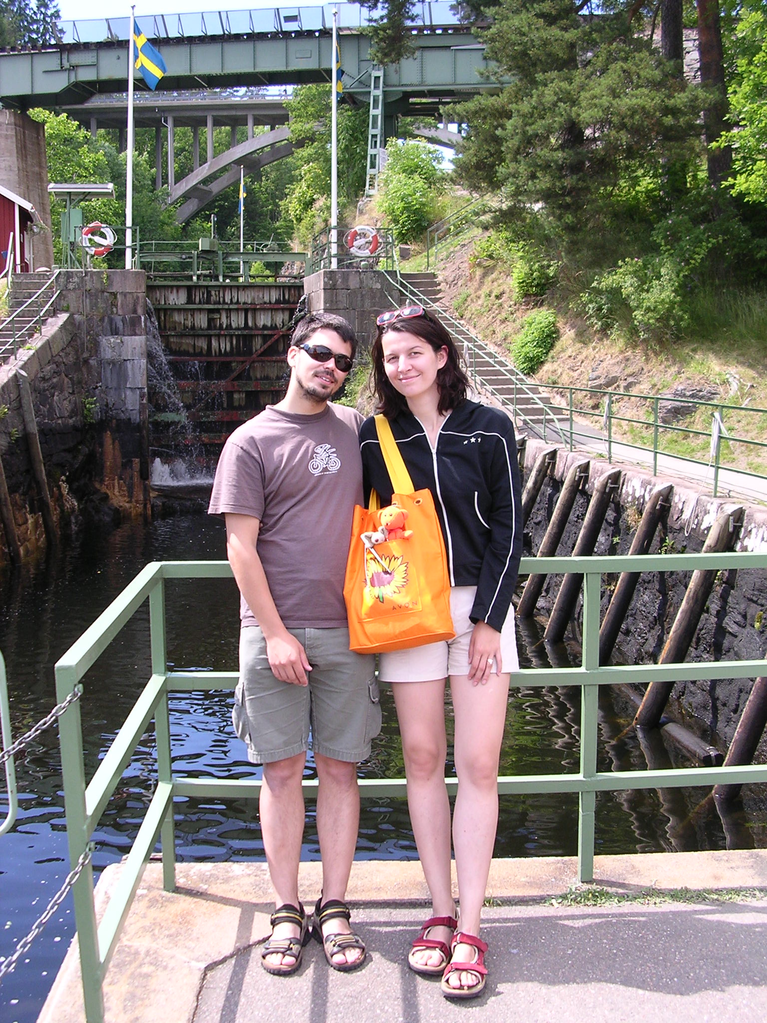 DSCN8875.JPG, 1536x2048, 686 Kb