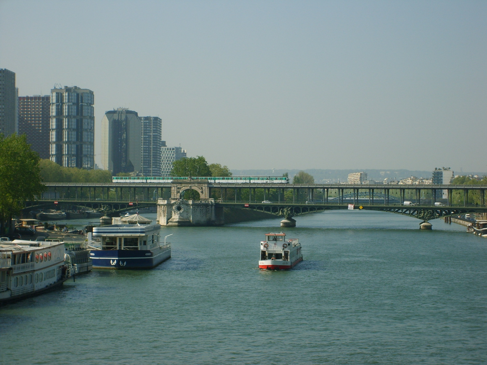 S5003233.JPG, 1600x1200, 534 Kb