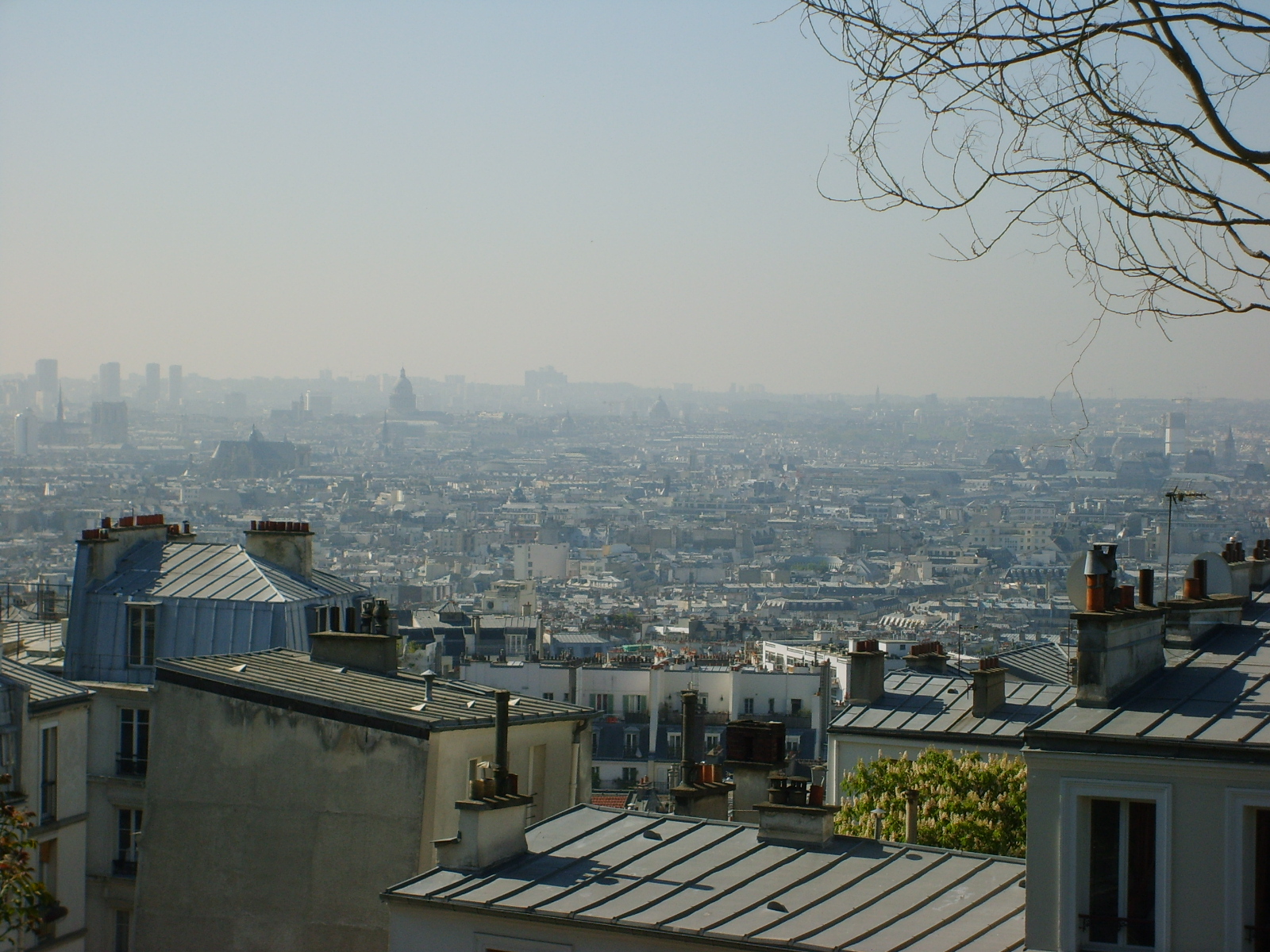Pohled na Pariz z Montmarte, 1600x1200, 982 Kb