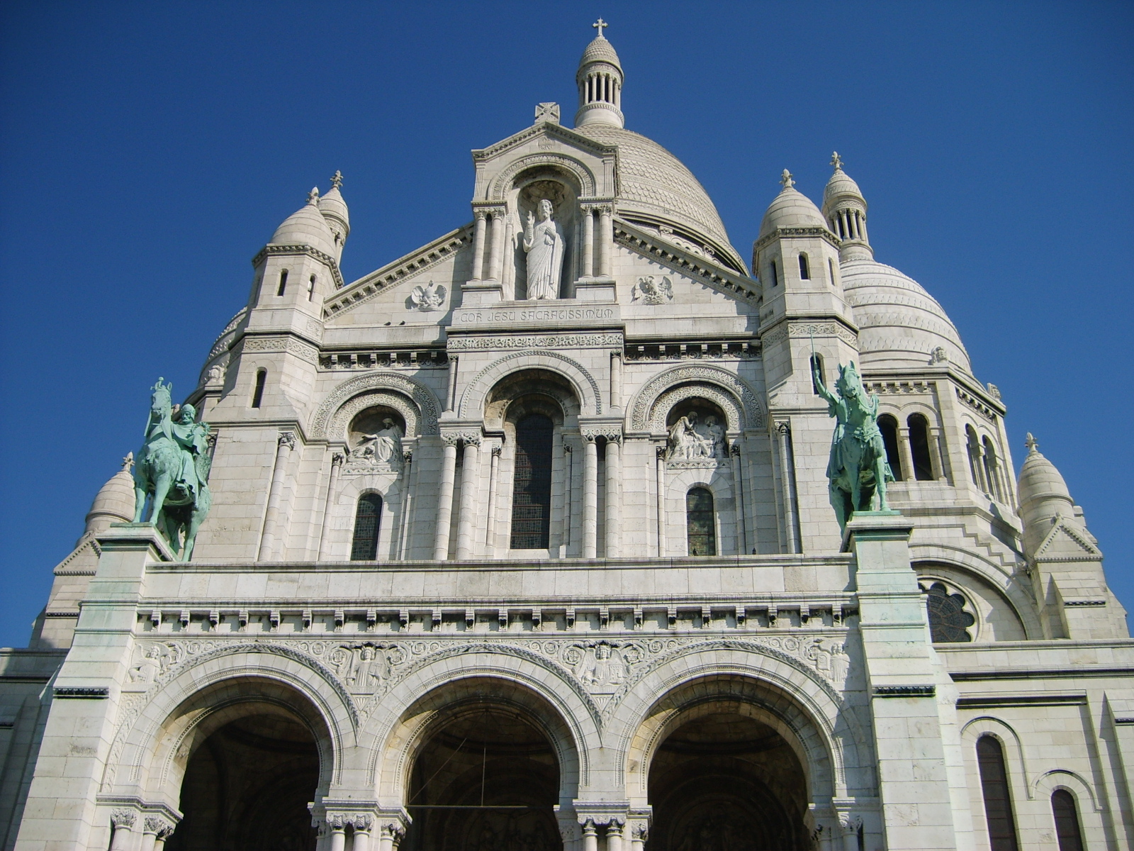 Bazilika Sacre-Caeur, 1600x1200, 1015 Kb
